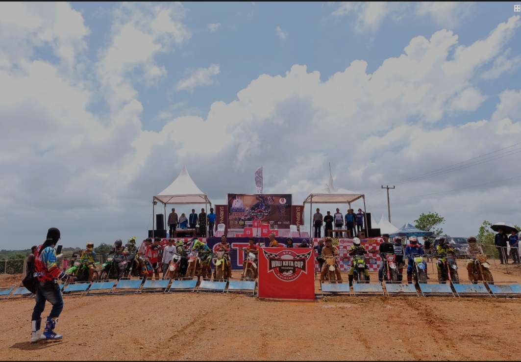 Bisnis - Event, Walikota Tanjungpinang Resmikan Kejuaraan Motocross Cup I 2023, Tanjungpinang,Motocross,Walikota,Batam,Event