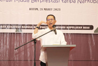 Kepri - Batam, Amsakar Achmad Ajak Generasi Muda Batam Perangi Peredaran Narkoba, Kepulauan Riau (Kepri),BNN,P4GN,Amsakar Achmad,Batam