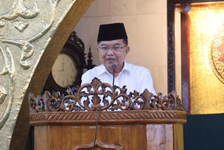 Berita - Nasional, Ketua DMI Jusuf Kalla Ajak Makmurkan Masjid, Jusuf Kalla,DMI,Gubernur Ansar